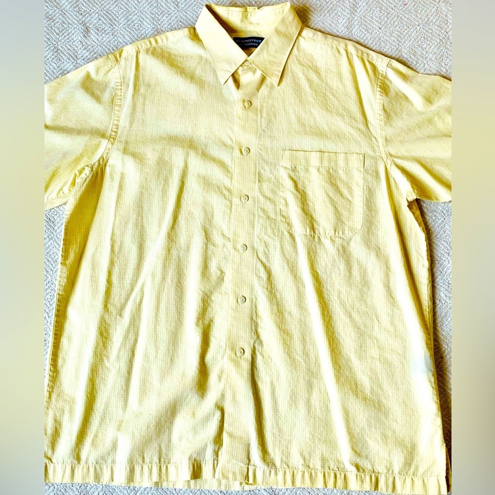 🌟FINAL PRICE🌟 Roundtree & Yorke Short Sleeve